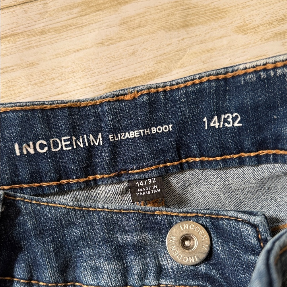 INC International Concepts Dark Blue Boot Cut Jeans 14 - Picture 2 of 4